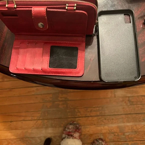 Megshi phone wallet and case for IPhone XR or same size as IPhone XR. - Picture 3 of 4